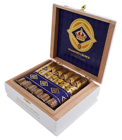 DIAMOND CROWN ROBUSTO #4 NATURAL