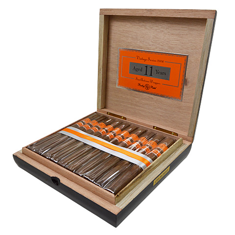 ROCKY PATEL VINTAGE 2006 CHURCHILL