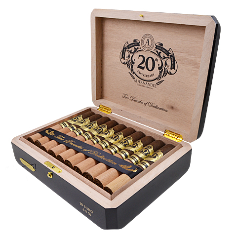 AJ FERNANDEZ 20TH ANNIVERSARY TORO MADURO 20X