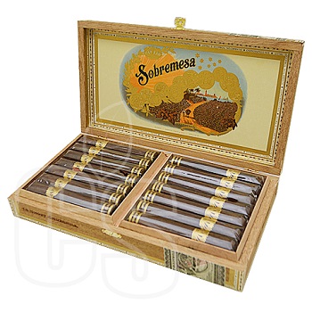 SOBREMESA SHORT CHURCHILL