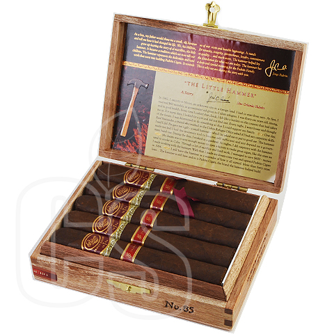 PADRON FAMILY RESERVE NO 85 MADURO