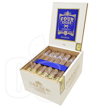 FOUR KICKS CAPA ESPECIAL ROBUSTO