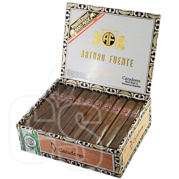 ARTURO FUENTE CAZADORES